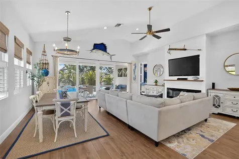 6411 Coquina Island Cove Apollo Beach FL 33572