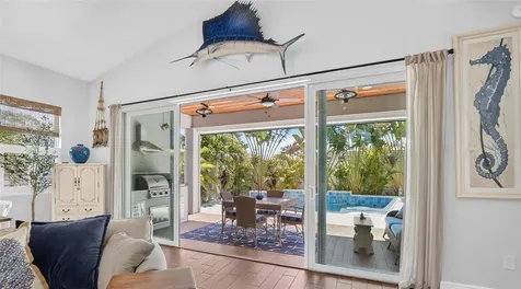 6411 Coquina Island Cove Apollo Beach FL 33572