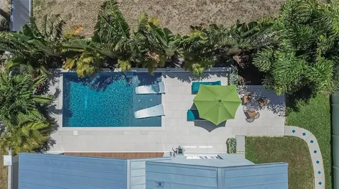 6411 Coquina Island Cove Apollo Beach FL 33572
