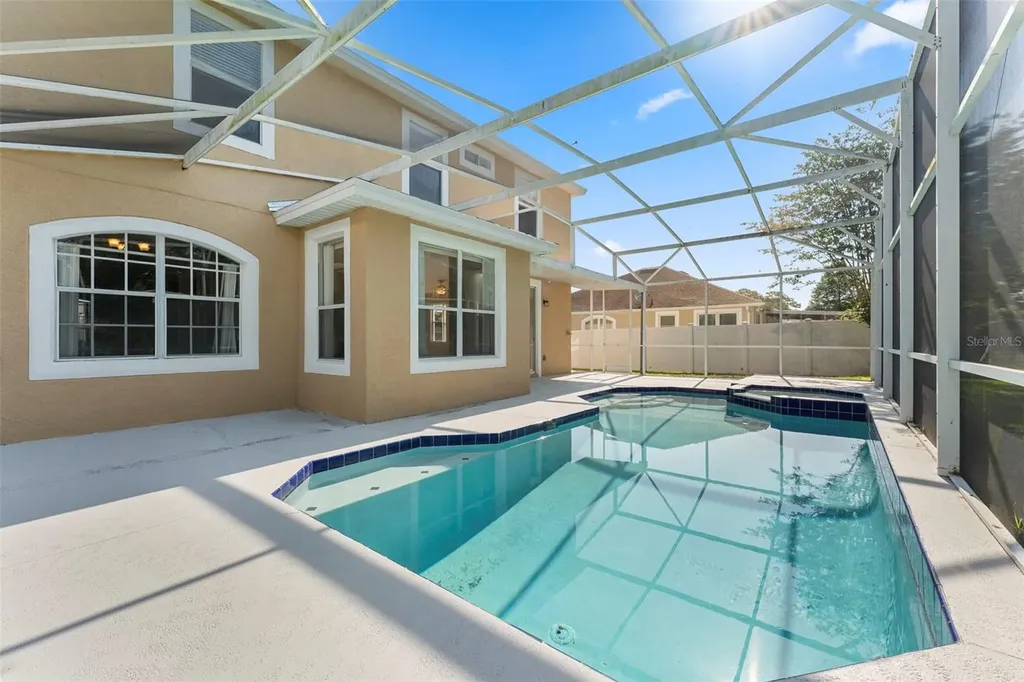 315 Suncrest Court Oviedo FL 32765