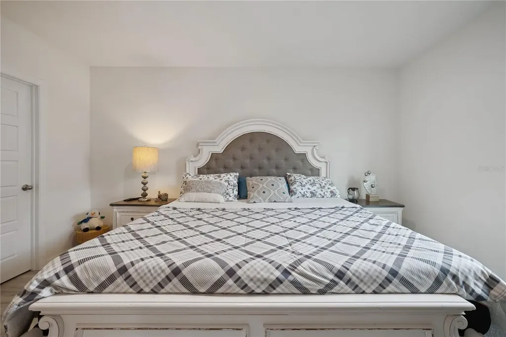 2076 Monteverde Avenue Davenport FL 33837