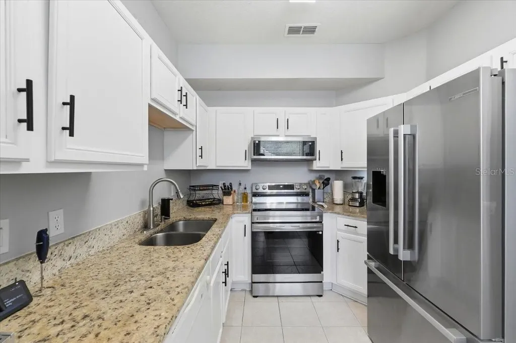 2446 Temple Grove Lane Kissimmee FL 34741