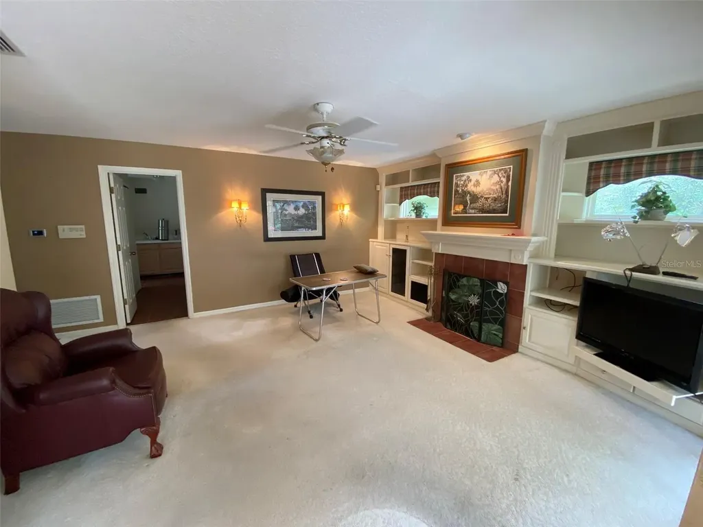 1016 Lakeside Dr. Drive Apopka FL 32712
