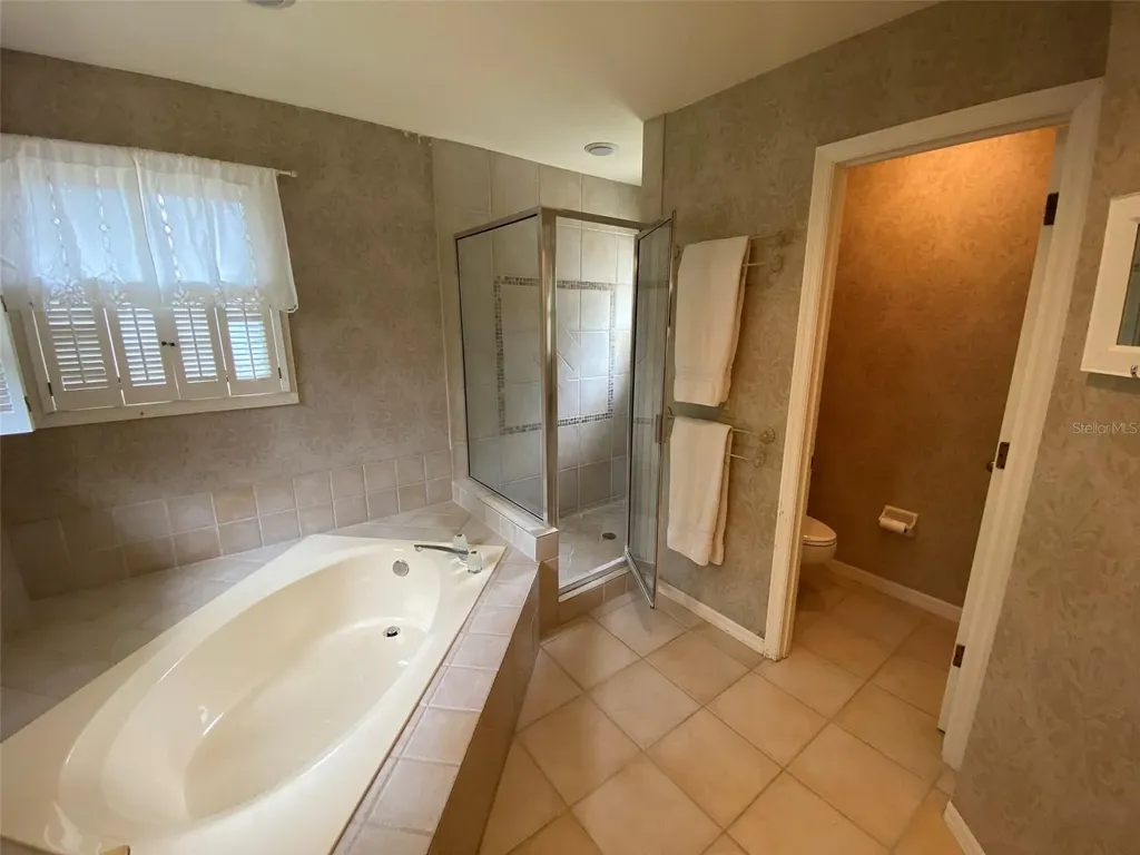 1016 Lakeside Dr. Drive Apopka FL 32712
