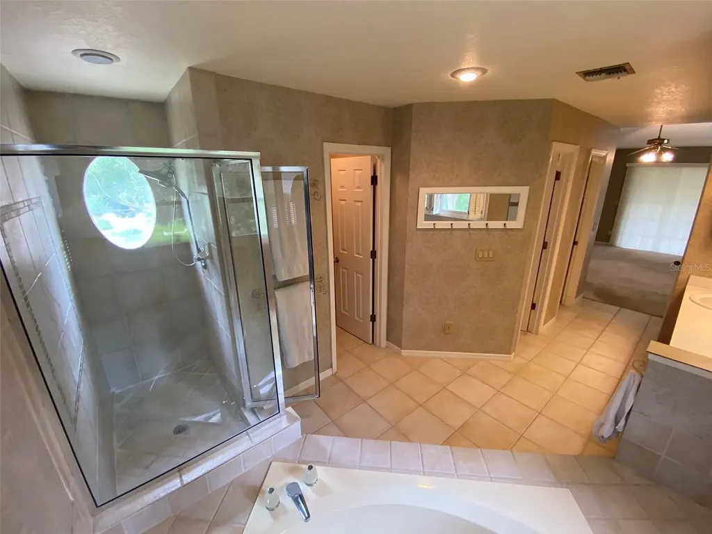 1016 Lakeside Dr. Drive Apopka FL 32712