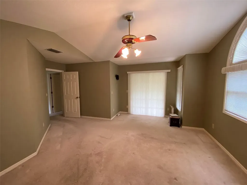 1016 Lakeside Dr. Drive Apopka FL 32712