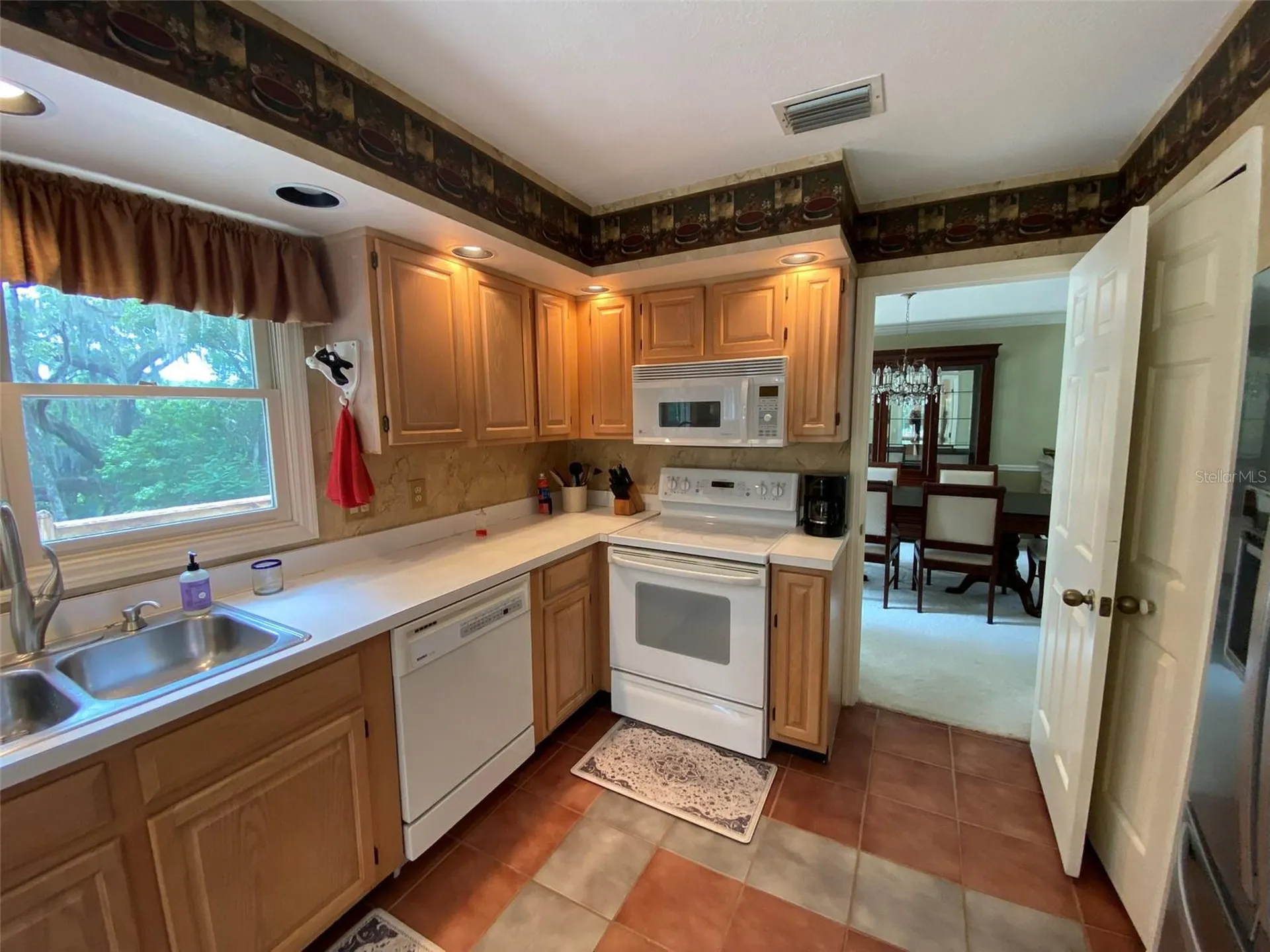 1016 Lakeside Dr. Drive Apopka FL 32712