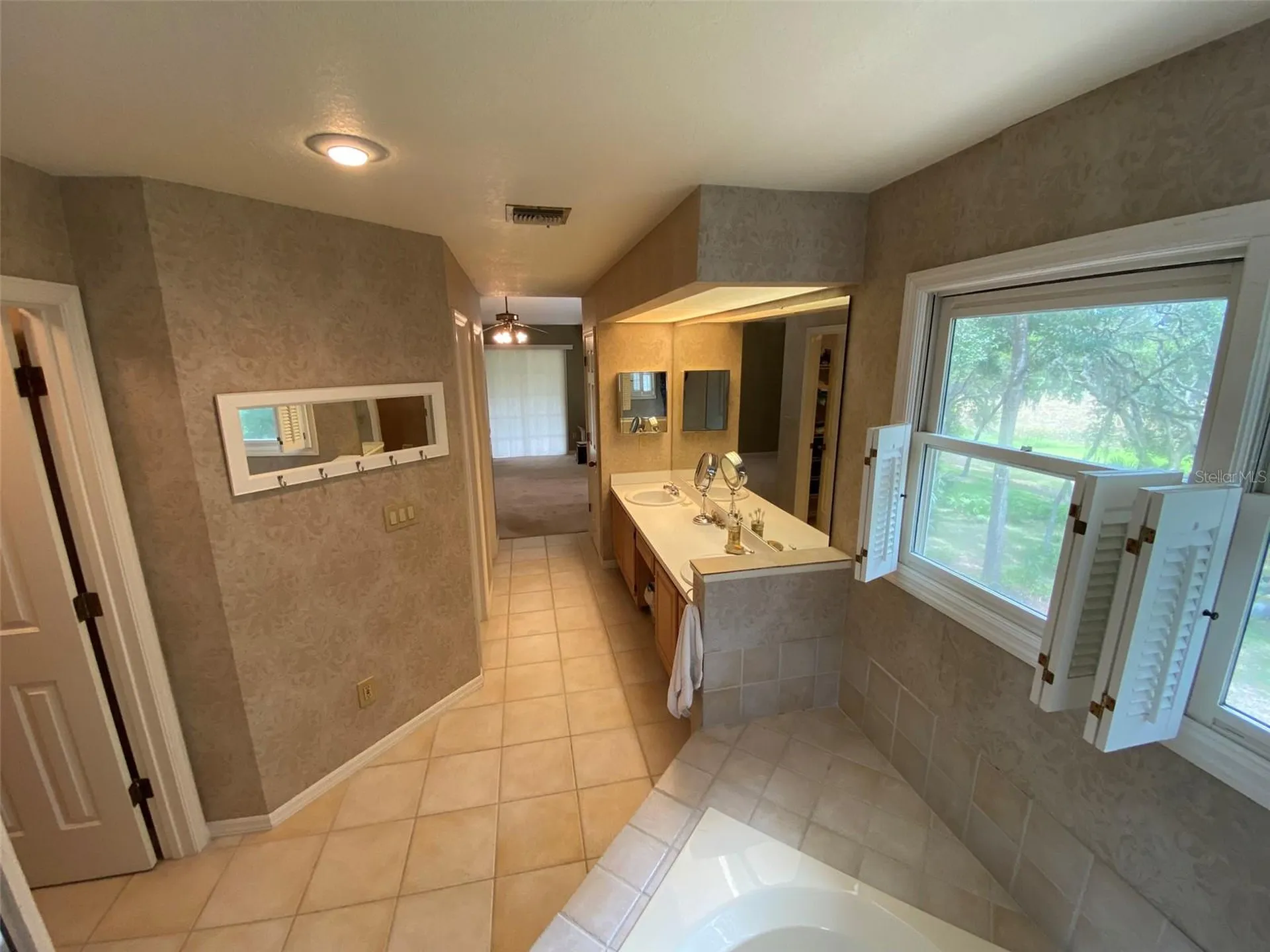 1016 Lakeside Dr. Drive Apopka FL 32712