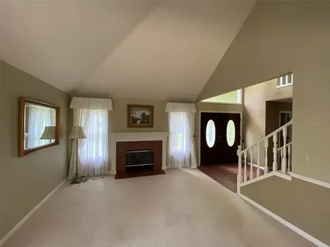1016 Lakeside Dr. Drive Apopka FL 32712