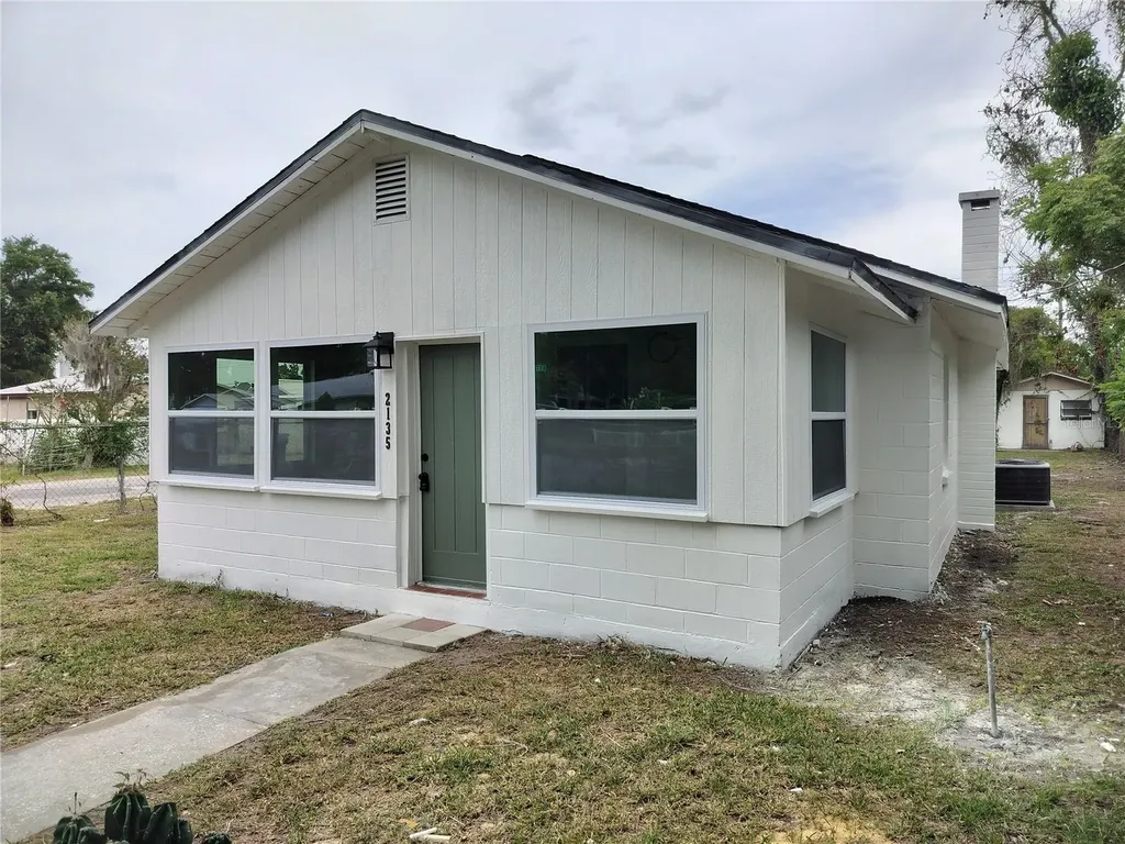 2135 Elizabeth Street Lakeland FL 33815