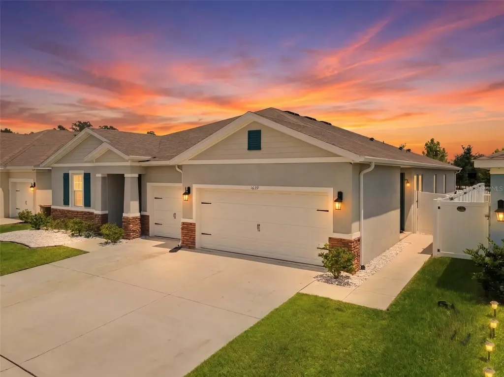 1639 Park Side Avenue Kissimmee FL 34744