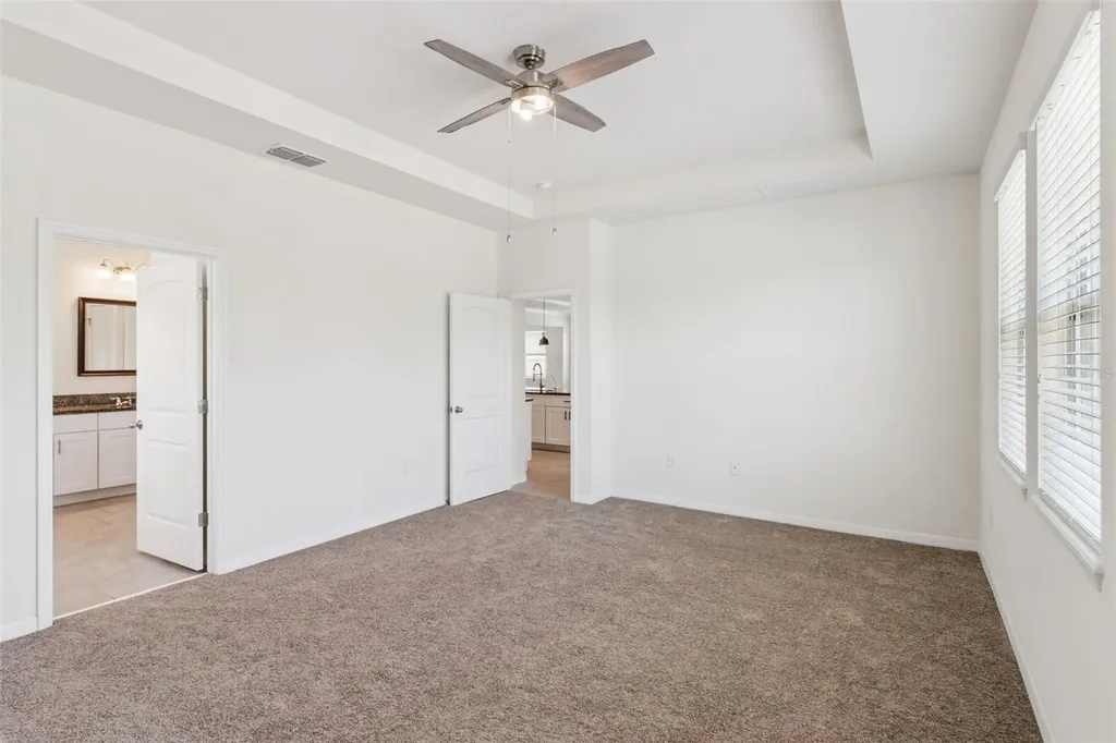 1639 Park Side Avenue Kissimmee FL 34744