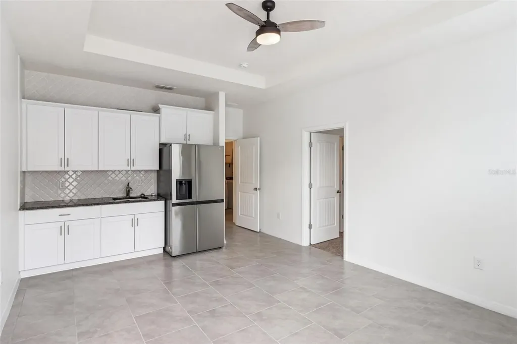 1639 Park Side Avenue Kissimmee FL 34744