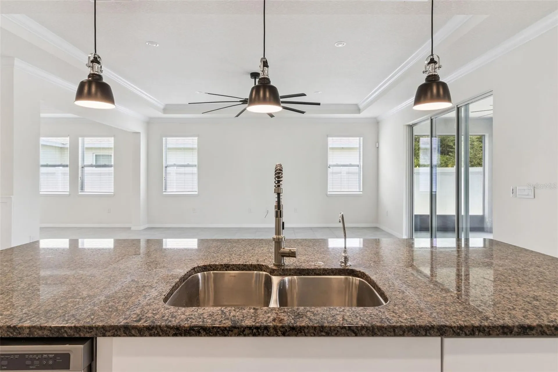 1639 Park Side Avenue Kissimmee FL 34744