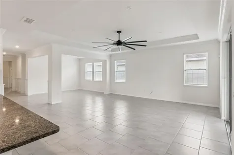 1639 Park Side Avenue Kissimmee FL 34744