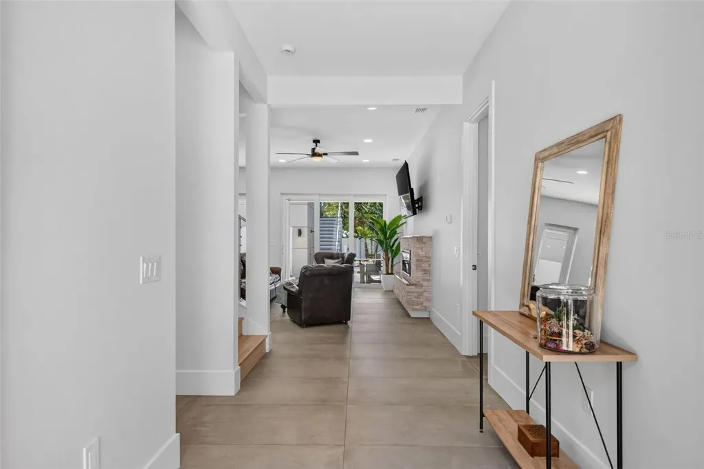 2430 Floyd Street Sarasota FL 34239