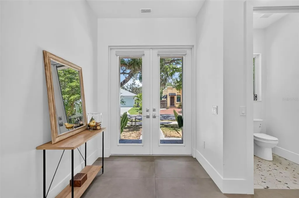 2430 Floyd Street Sarasota FL 34239