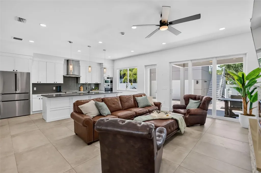 2430 Floyd Street Sarasota FL 34239
