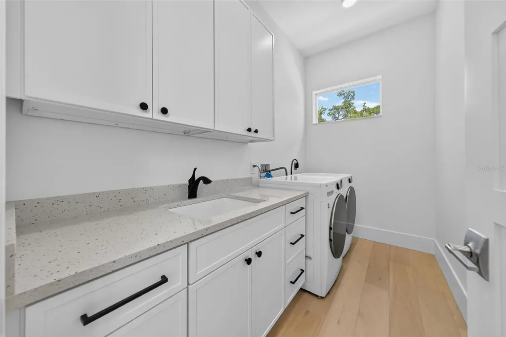 2430 Floyd Street Sarasota FL 34239