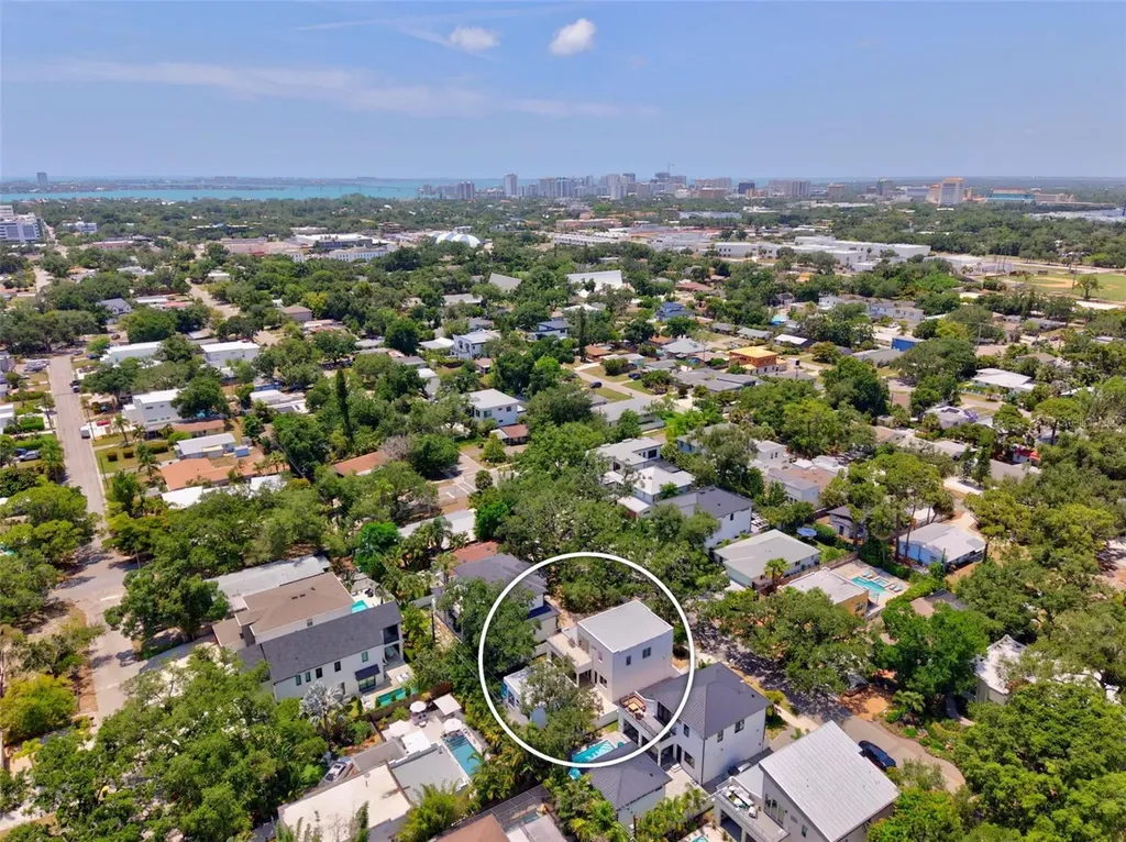 2430 Floyd Street Sarasota FL 34239