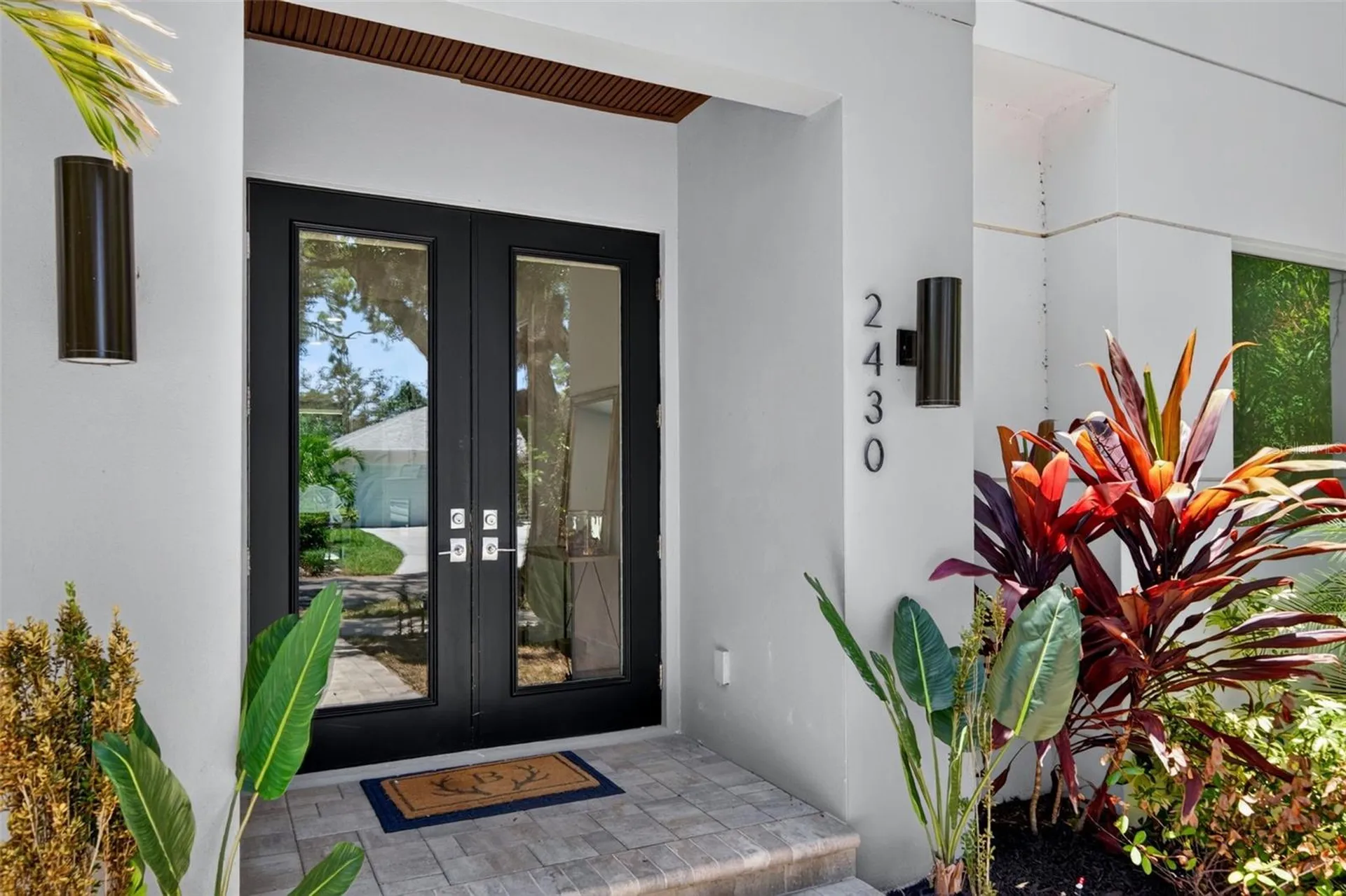 2430 Floyd Street Sarasota FL 34239