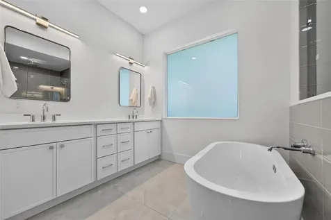 2430 Floyd Street Sarasota FL 34239