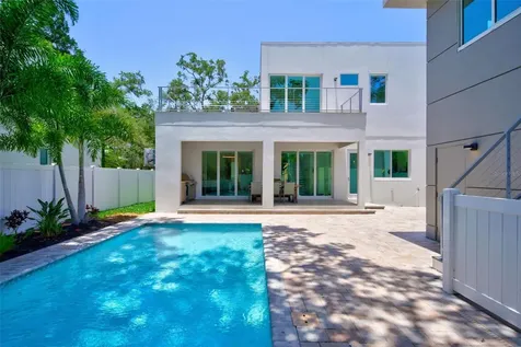 2430 Floyd Street Sarasota FL 34239