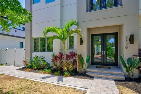 2430 Floyd Street Sarasota FL 34239