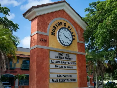 2430 Floyd Street Sarasota FL 34239