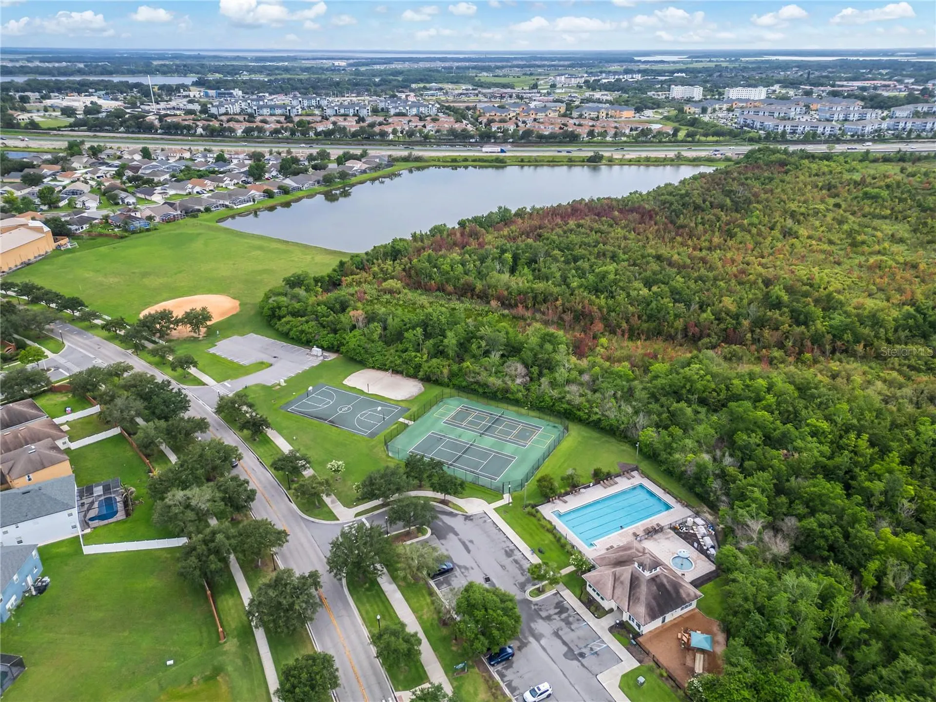 2405 Cedarfield Lane Kissimmee FL 34744