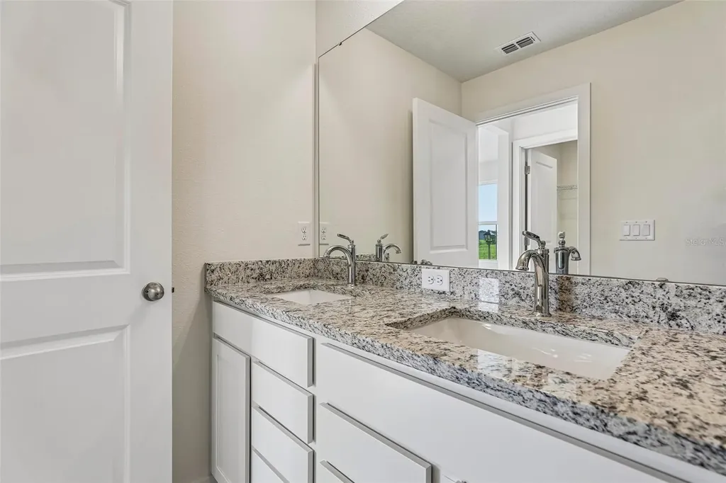 2720 Meadow Crest Drive St Cloud FL 34773