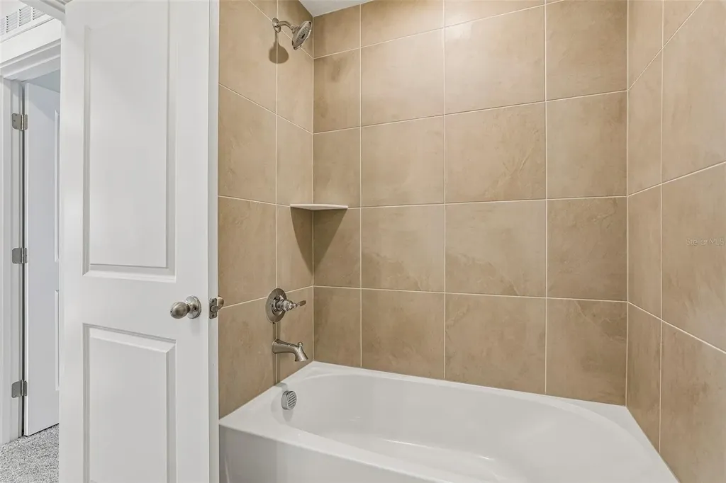 2720 Meadow Crest Drive St Cloud FL 34773