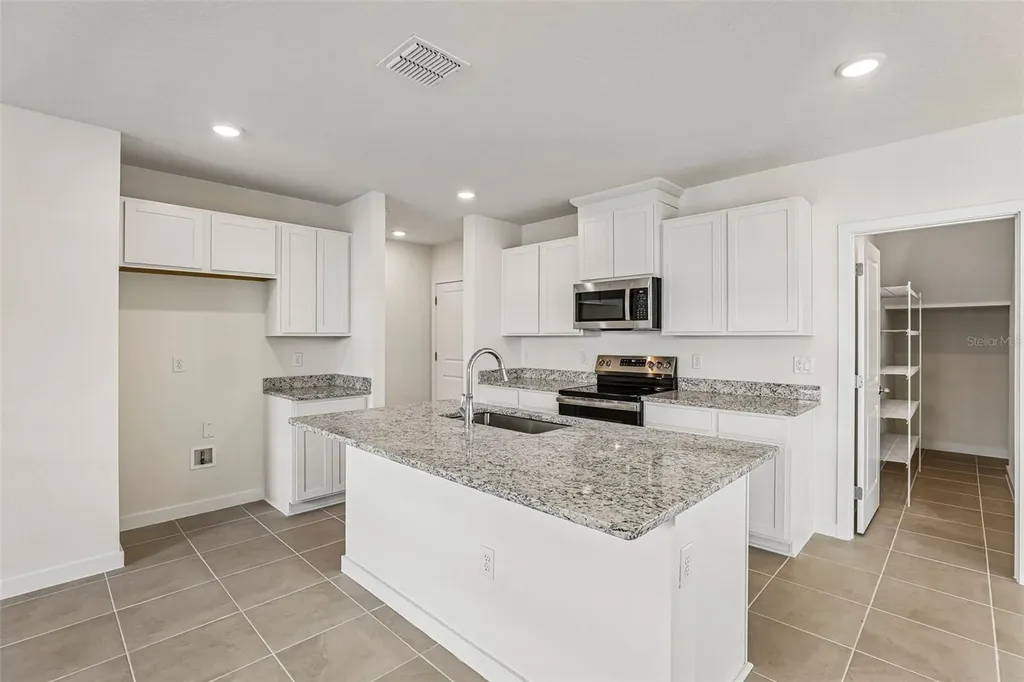 2720 Meadow Crest Drive St Cloud FL 34773