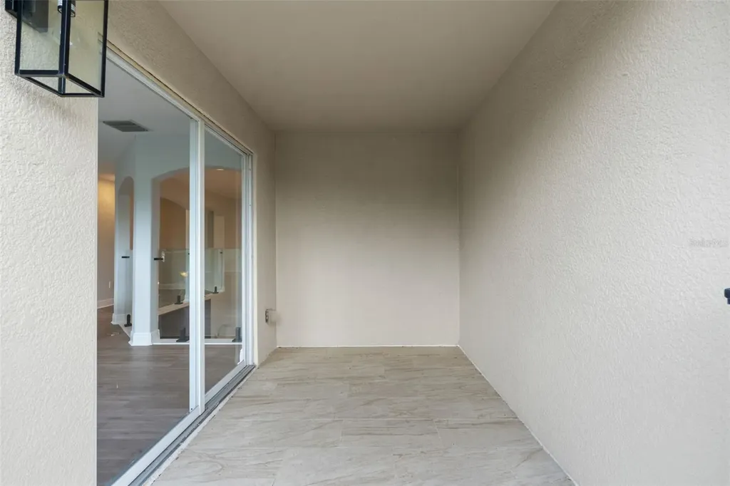 8412 Dunham Station Drive Tampa FL 33647