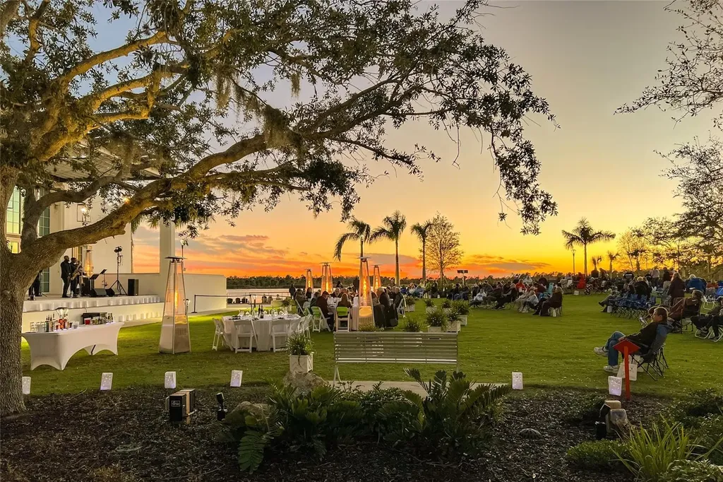 12381 Falling Leaf Place Venice FL 34293