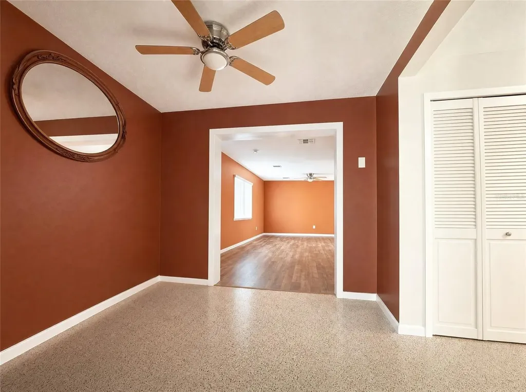 611 Ridgefield Avenue Ocoee FL 34761