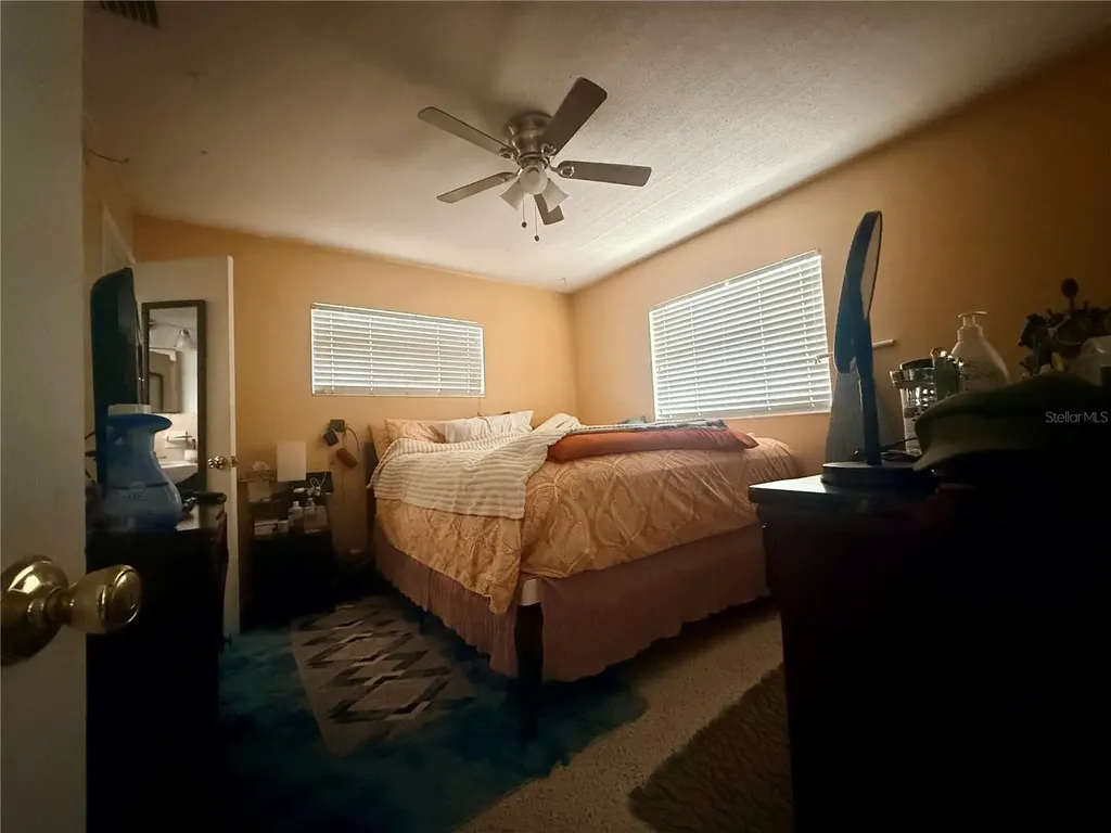 611 Ridgefield Avenue Ocoee FL 34761