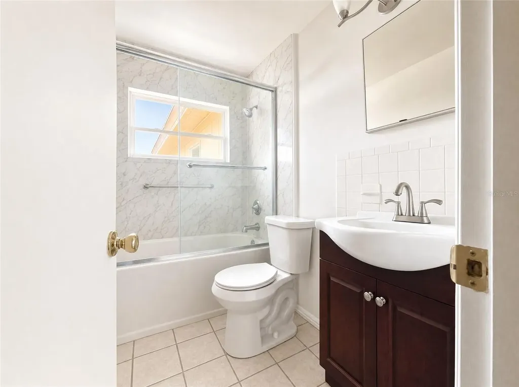 611 Ridgefield Avenue Ocoee FL 34761