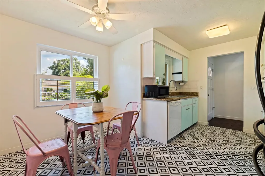 1282 Palm Street Clearwater FL 33755