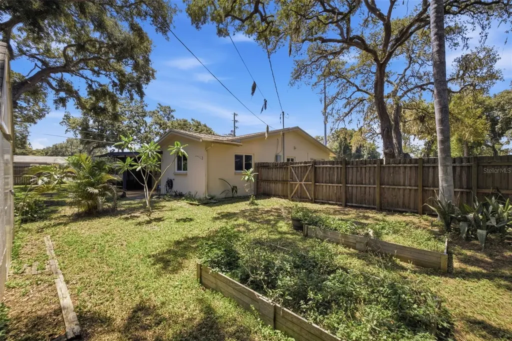 1282 Palm Street Clearwater FL 33755