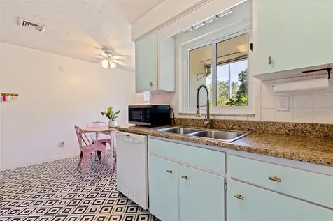 1282 Palm Street Clearwater FL 33755