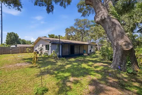 1282 Palm Street Clearwater FL 33755