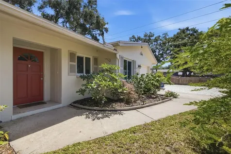 1282 Palm Street Clearwater FL 33755