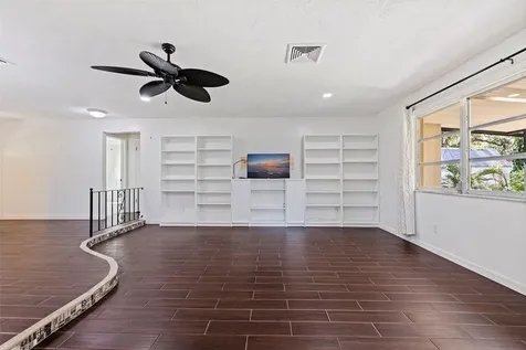1282 Palm Street Clearwater FL 33755