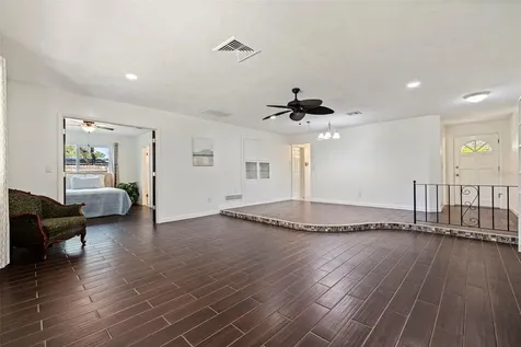 1282 Palm Street Clearwater FL 33755