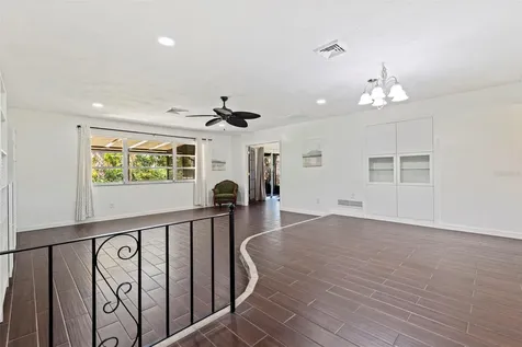 1282 Palm Street Clearwater FL 33755