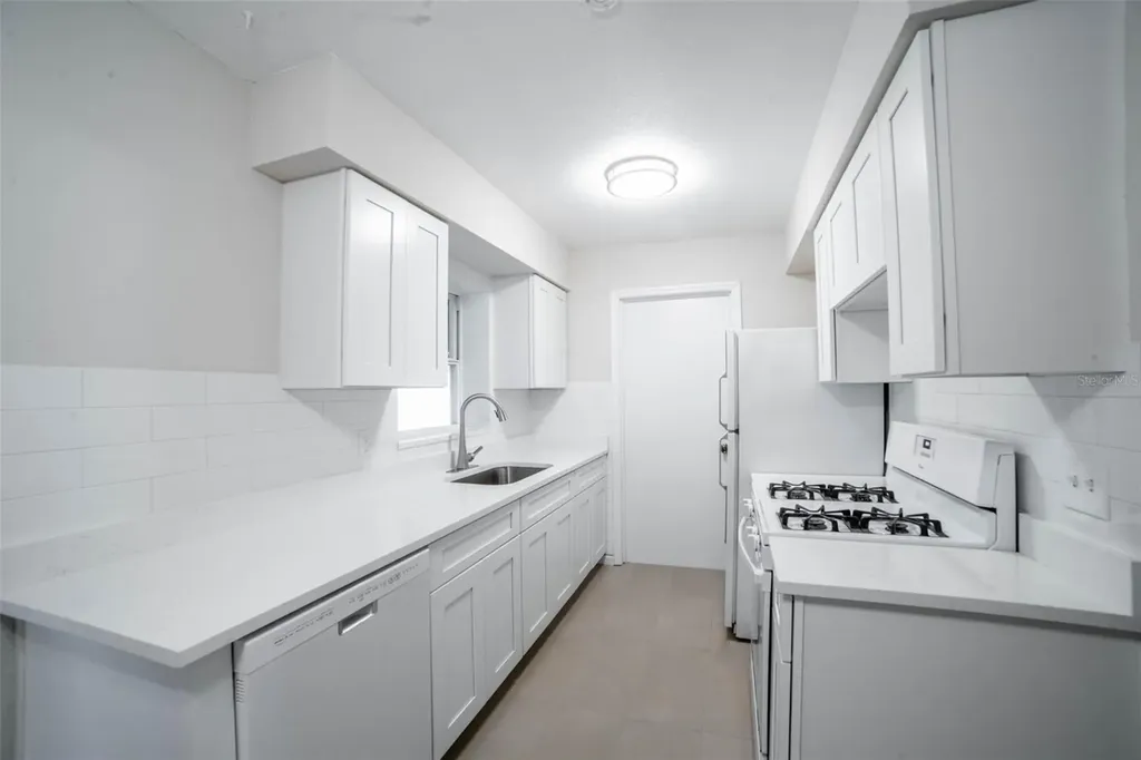 377 Jefferson Drive Casselberry FL 32707