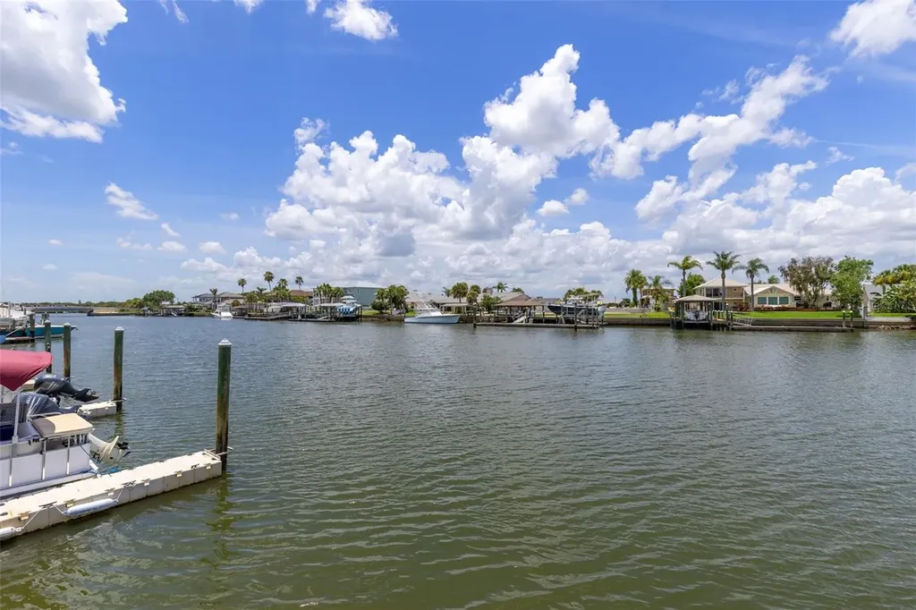 315 N Causeway New Smyrna Beach FL 32169