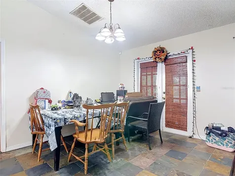 1072 Peak Circle Deltona FL 32738