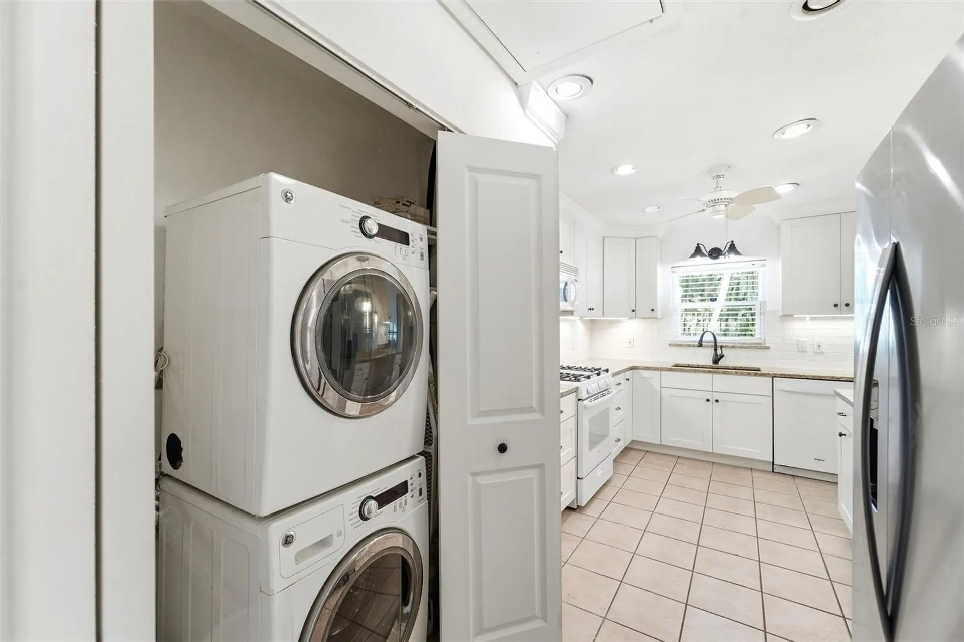 820 S Hill Avenue Deland FL 32724